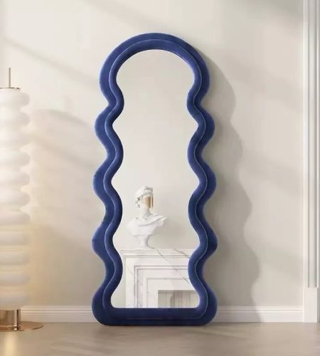 Wavy Mirror